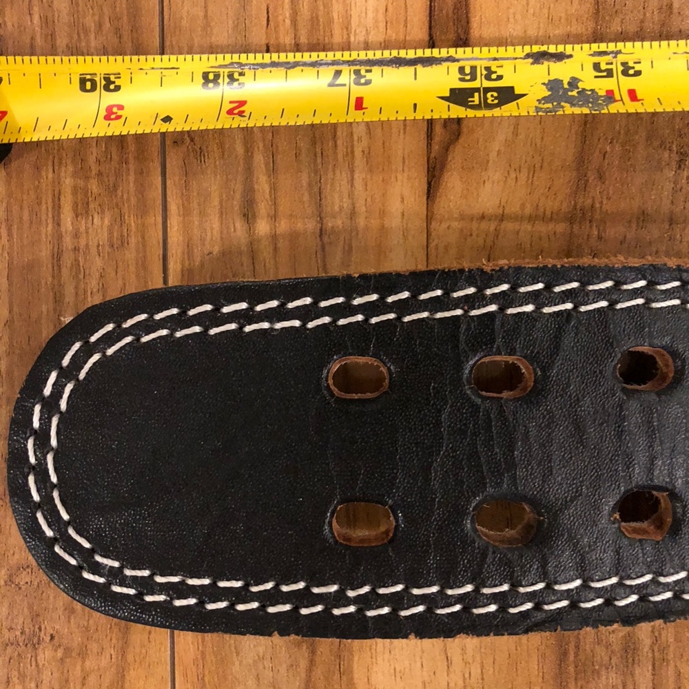 Altus weight lifting belt - Picture 5 of 10